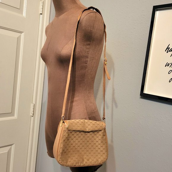 Gucci Vintage Canvas Shoulder Bag - Picture 3 of 16